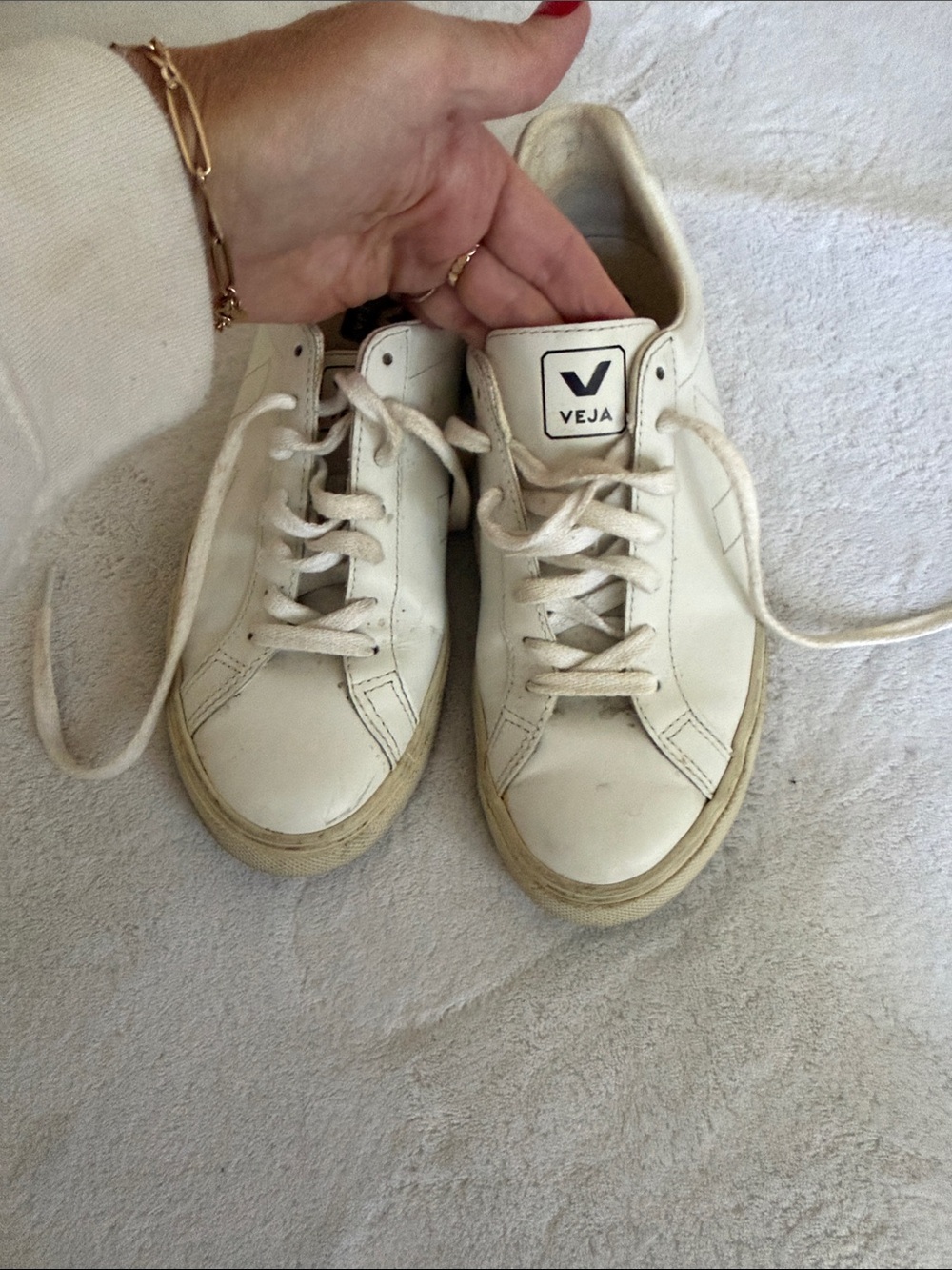 Veja Cream/White Low-Top Sneakers